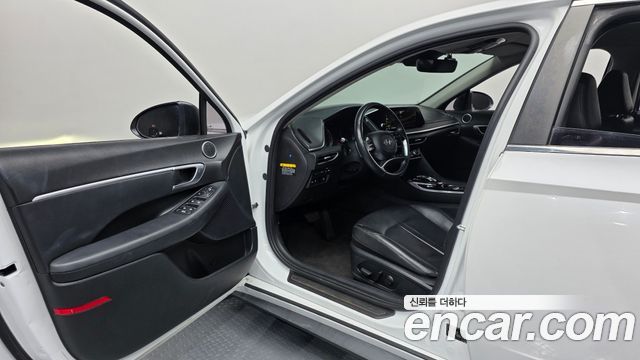 Hyundai Sonata (DN8) 2.0 Premium 2020 — фото 10