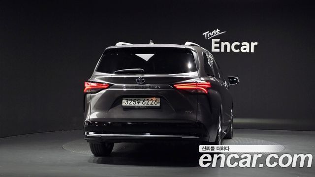 Toyota Sienna (IV) 2.5 Hybrid 2WD 2021 — фото 4