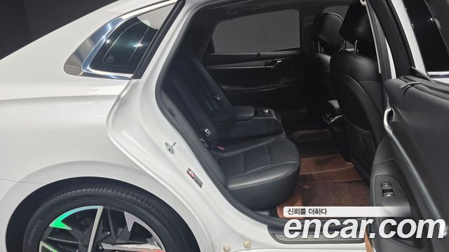 Hyundai Grandeur (IG) 3.0 LPi Exclusive 2022 — фото 12