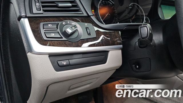 BMW 5 Series (F10) 520d 2013 — фото 18