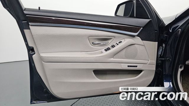BMW 5 Series (F10) 520d 2013 — фото 24