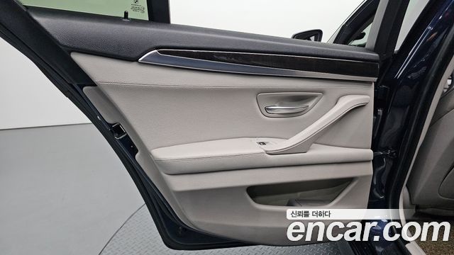 BMW 5 Series (F10) 520d 2013 — фото 25