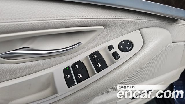 BMW 5 Series (F10) 520d 2013 — фото 29