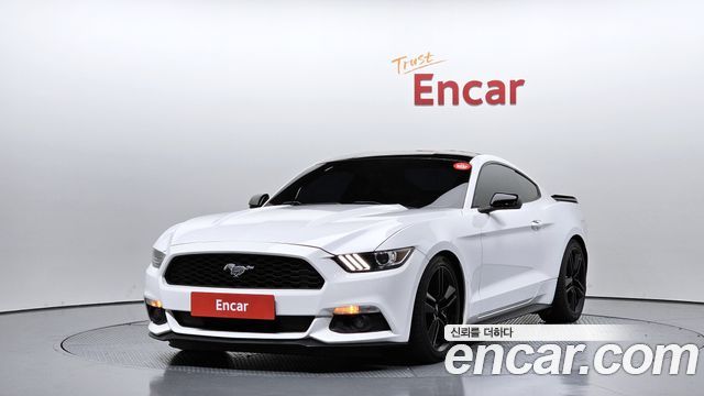 Ford Mustang Coupe