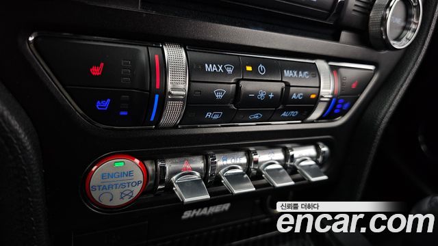 Ford Mustang Coupe 2016 — фото 16