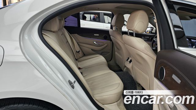 Mercedes-Benz E-Class (W213) E220d Exclusive 2017 — фото 12