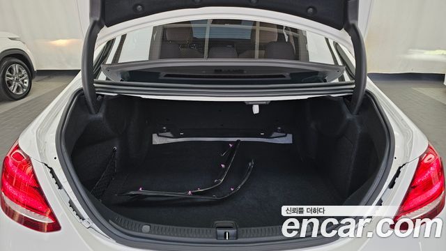 Mercedes-Benz E-Class (W213) E220d Exclusive 2017 — фото 20