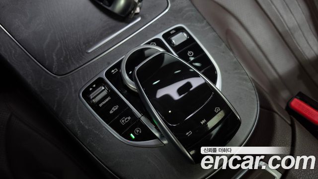 Mercedes-Benz CLS-Class (C257) CLS400d 4MATIC 2019 — фото 32