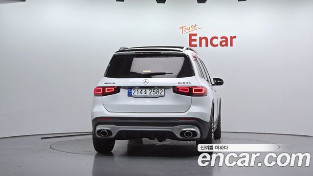 Mercedes-Benz GLB-Class (X247) AMG GLB35 4MATIC 2023 — фото 4