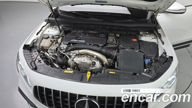 Mercedes-Benz GLB-Class (X247) AMG GLB35 4MATIC 2023 — фото 6