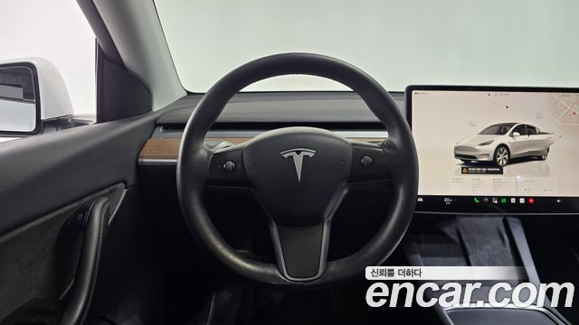 Tesla Model Y Long Range AWD 2022 — фото 17