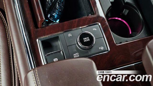 Lincoln Navigator (IV) 3.5L 2020 — фото 40