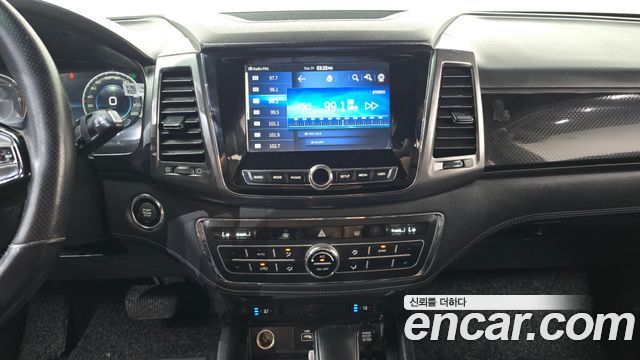 KG Mobility (SsangYong) Rexton Sports Khan Diesel 2.2 4WD Prestige 2022 — фото 13