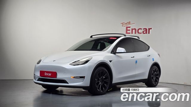 Tesla Model Y Long Range AWD 2022 — фото 11