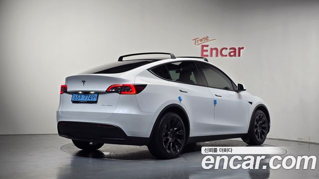 Tesla Model Y Long Range AWD 2022 — фото 2