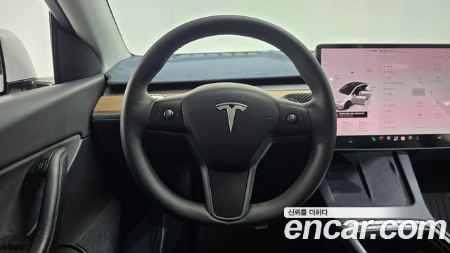 Tesla Model Y Long Range AWD 2022 — фото 17