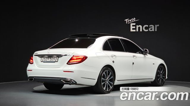 Mercedes-Benz E-Class (W213) E300e Exclusive 2019 — фото 2