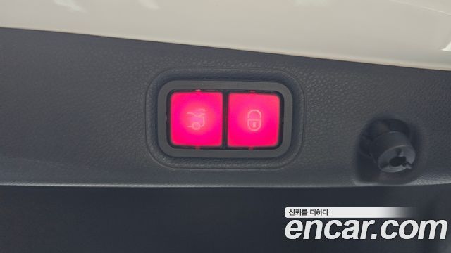 Mercedes-Benz E-Class (W213) E300e Exclusive 2019 — фото 29