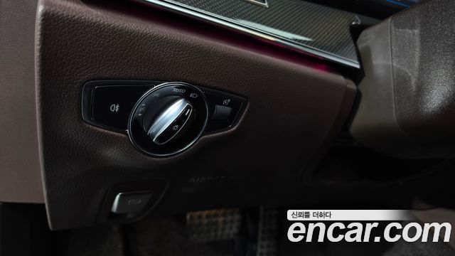 Mercedes-Benz CLS-Class (C257) CLS300d AMG Line 2019 — фото 34