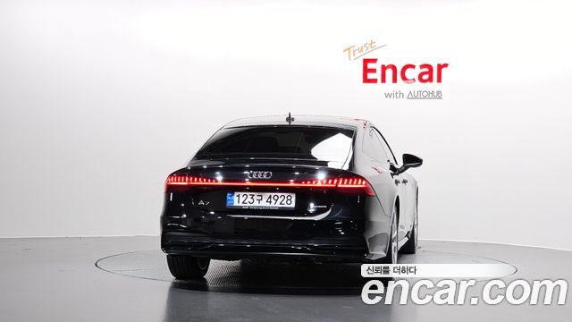 Audi A7 (4K) 55 TFSI e Quattro Premium 2023 — фото 4