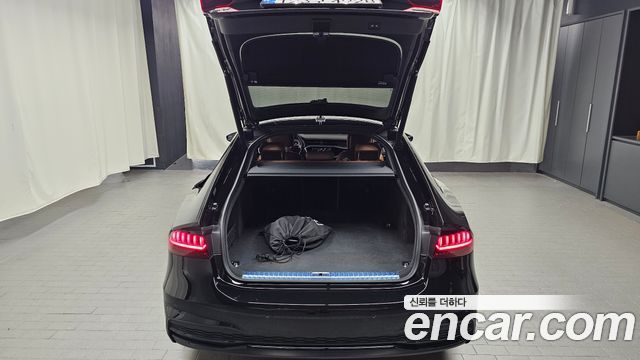 Audi A7 (4K) 55 TFSI e Quattro Premium 2023 — фото 17