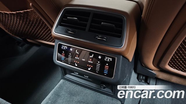 Audi A7 (4K) 55 TFSI e Quattro Premium 2023 — фото 31