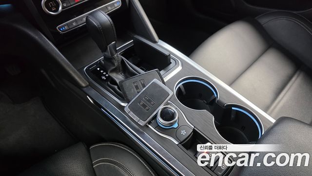 Renault Korea SM6 2.0 LPe LE 2023 — фото 9