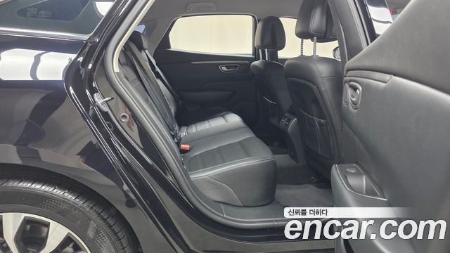 Renault Korea SM6 2.0 LPe LE 2023 — фото 11