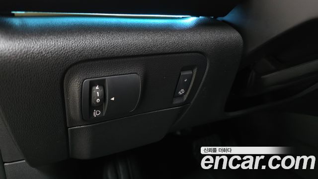 Renault Korea SM6 2.0 LPe LE 2023 — фото 27
