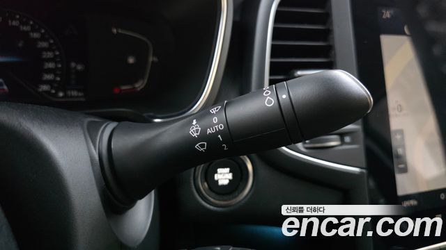 Renault Korea SM6 2.0 LPe LE 2023 — фото 28