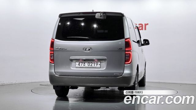 Hyundai Grand Starex 4WD Urban 9-Seater Exclusive 2019 — фото 4