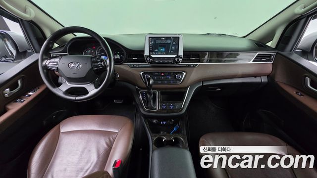 Hyundai Grand Starex 4WD Urban 9-Seater Exclusive 2019 — фото 7