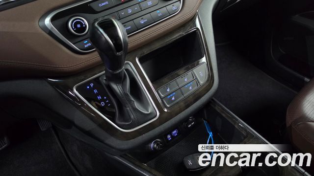 Hyundai Grand Starex 4WD Urban 9-Seater Exclusive 2019 — фото 9