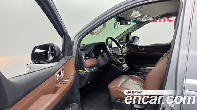Hyundai Grand Starex 4WD Urban 9-Seater Exclusive 2019 — фото 10