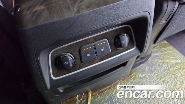 Hyundai Grand Starex 4WD Urban 9-Seater Exclusive 2019 — фото 35