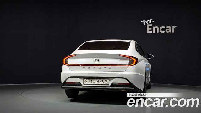 Hyundai Sonata (DN8) 2.0 LPG(rental car) Style 2020 — фото 4