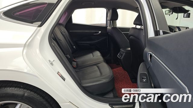 Hyundai Sonata (DN8) 2.0 LPG(rental car) Style 2020 — фото 12