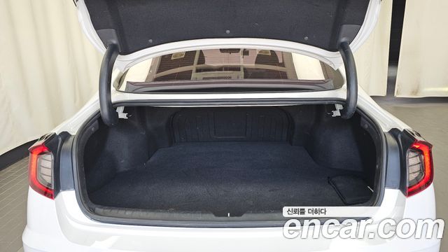 Hyundai Sonata (DN8) 2.0 LPG(rental car) Style 2020 — фото 20
