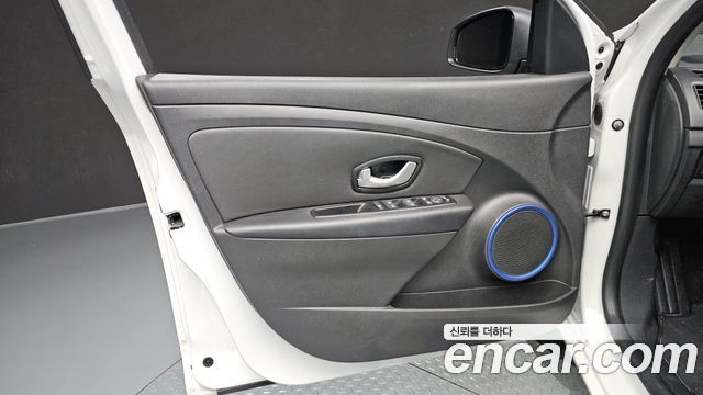 Renault Korea SM3 Z.E. RE 2019 — фото 24