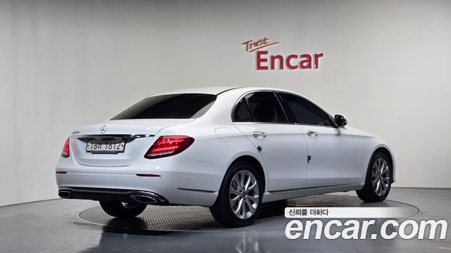 Mercedes-Benz E-Class (W213) E220d Exclusive 2018 — фото 2