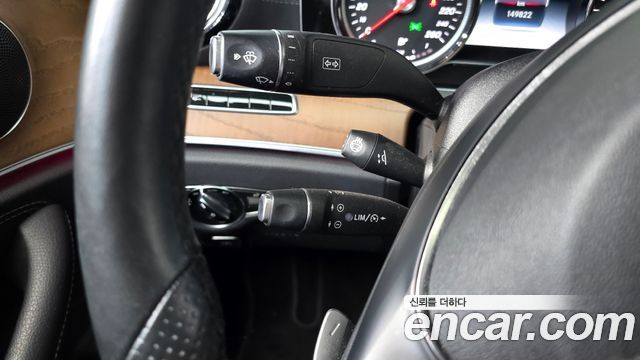 Mercedes-Benz E-Class (W213) E220d Exclusive 2018 — фото 33
