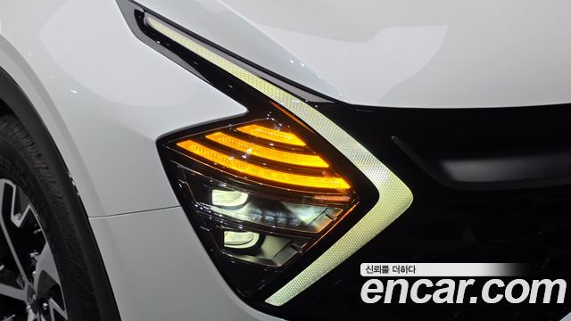 Kia Sportage Hybrid (V) Signature 2WD 2023 — фото 22