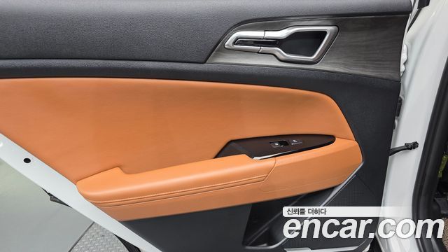Kia Sportage Hybrid (V) Signature 2WD 2023 — фото 25