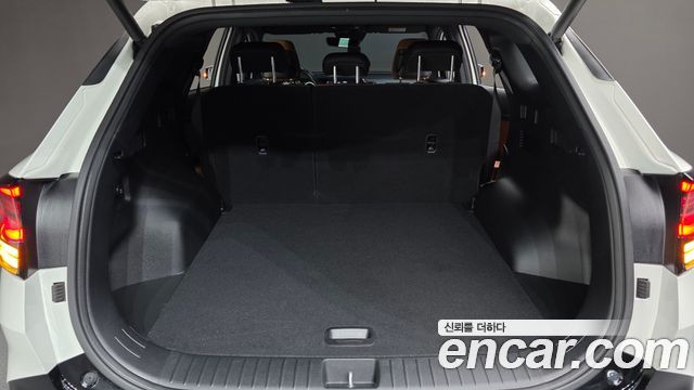 Kia Sportage Hybrid (V) Signature 2WD 2023 — фото 28