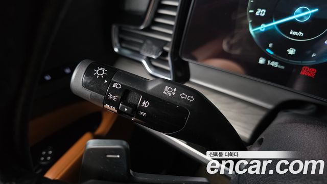Kia Sportage Hybrid (V) Signature 2WD 2023 — фото 31