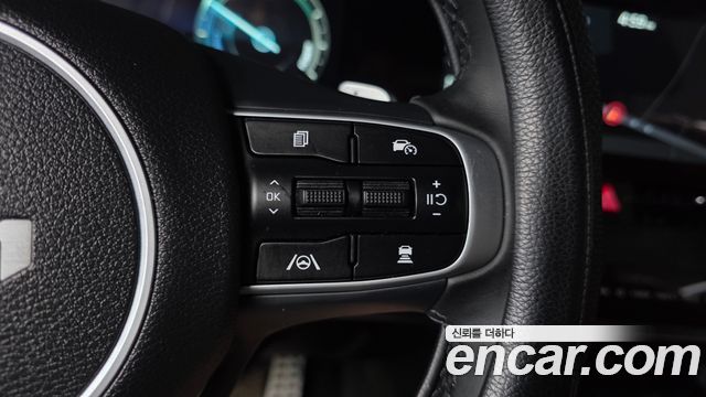 Kia Sportage Hybrid (V) Signature 2WD 2023 — фото 32