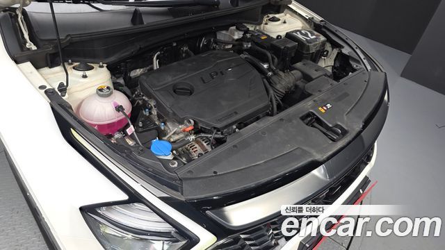 Kia Sportage (V) LPG 2.0 2WD Signature 2023 — фото 6