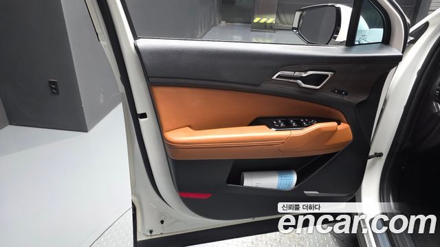 Kia Sportage (V) LPG 2.0 2WD Signature 2023 — фото 24