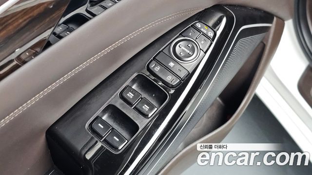 Kia K7 Hybrid Noblesse 2019 — фото 29