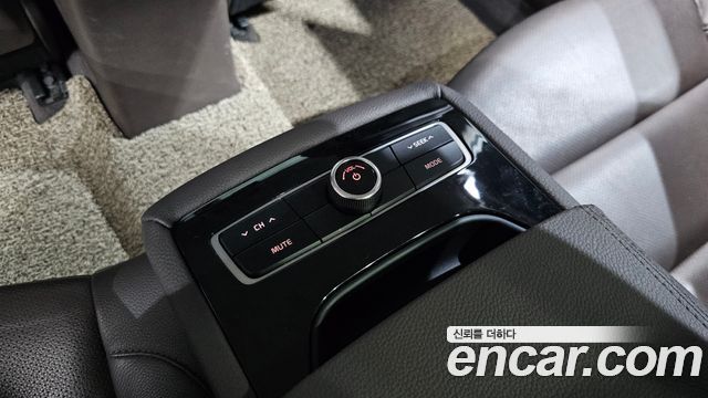 Kia K7 Hybrid Noblesse 2019 — фото 31